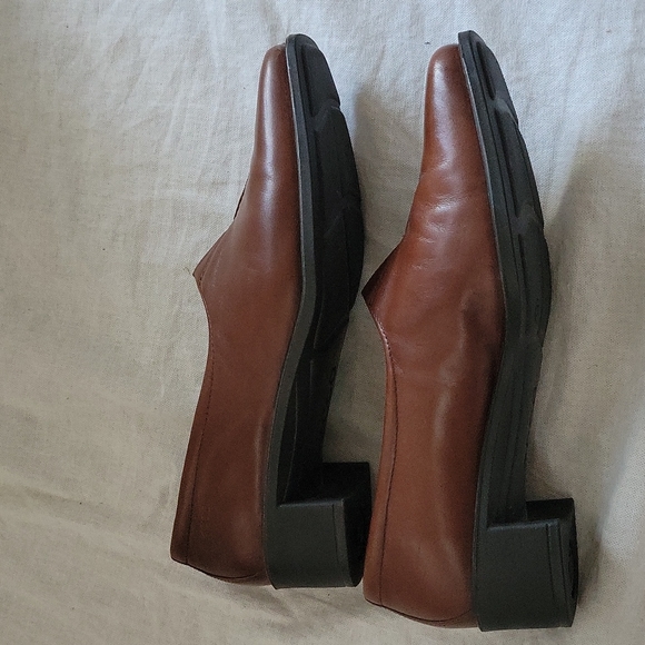 ECCO BROWN LEATHER LOAFERS size 37 - Picture 5 of 9